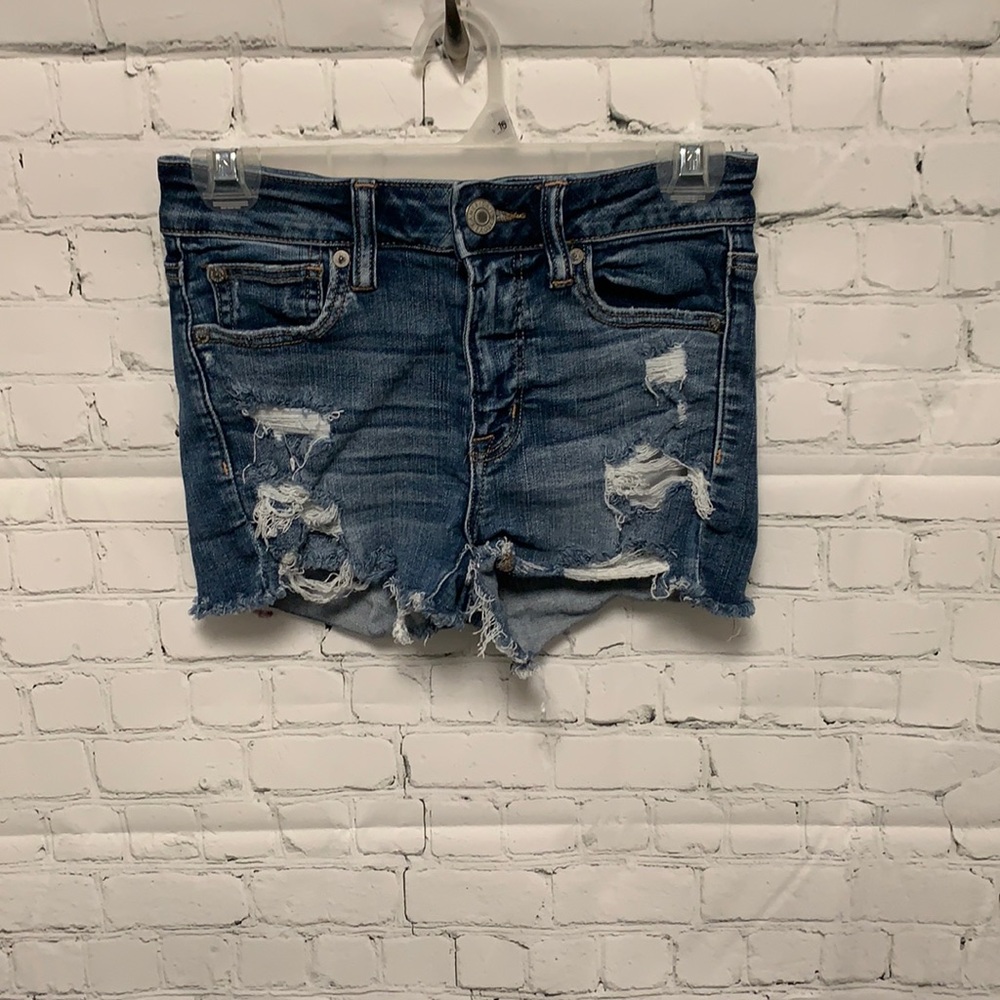 American eagle jean shorts.